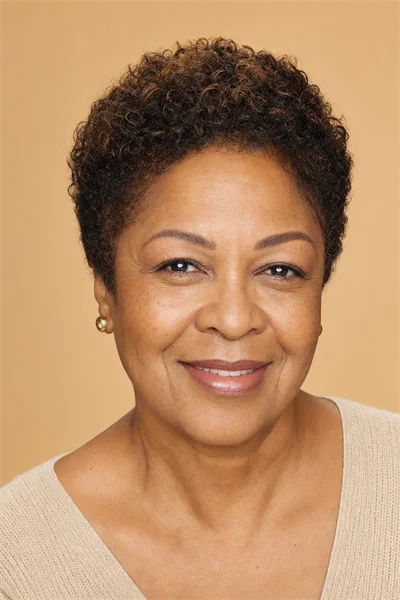 25 Flattering Short Haircuts for Women Over 50 Round Faces 14 Wash-and-go pixie crop — low-maintenance short haircut for busy women over 50